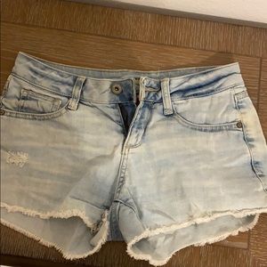 Arizona light wash shorts